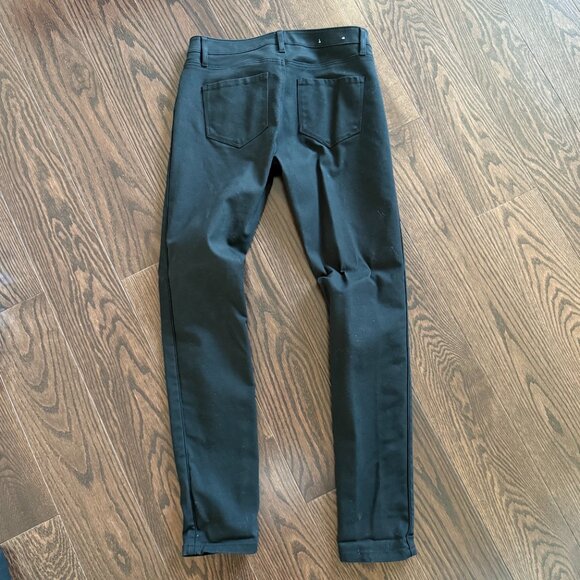 Club Monaco Slim Fit Low-Rise Pant - Picture 5 of 6